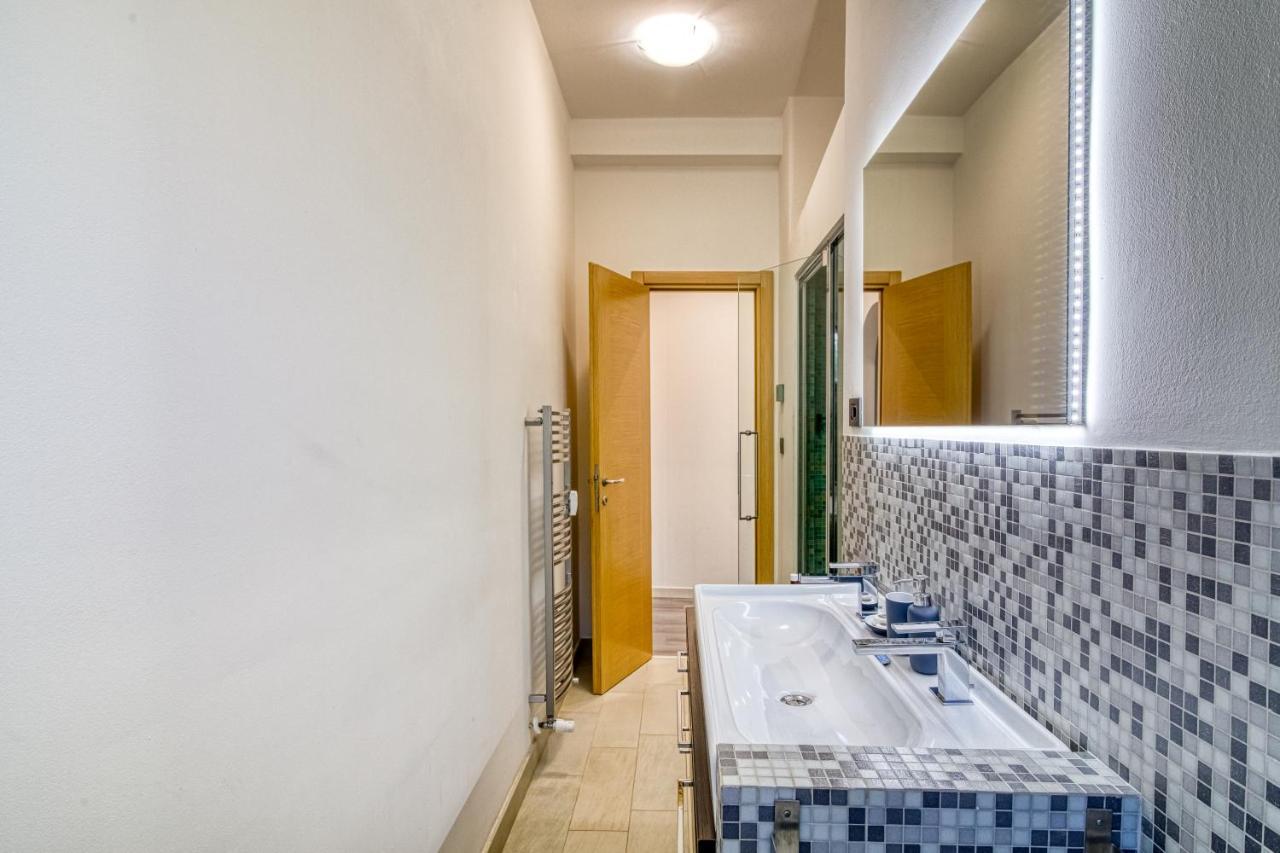 Trieste Uptown Cosy Flat With Sea View Apartment ภายนอก รูปภาพ